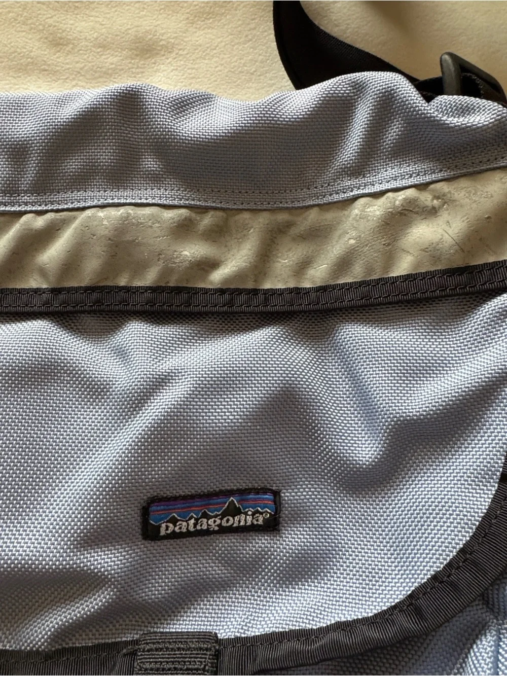 Patagonia messenger bag